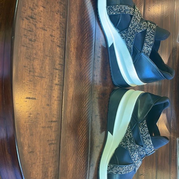 Gianni Bini black wedge sneaker - Picture 4 of 7